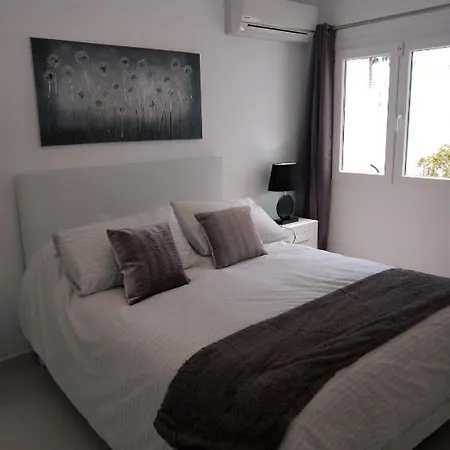 Puerto Del Carmen Sleeps 9 With Pool Air Con And Wifi * بويرتو ذيل كارمين